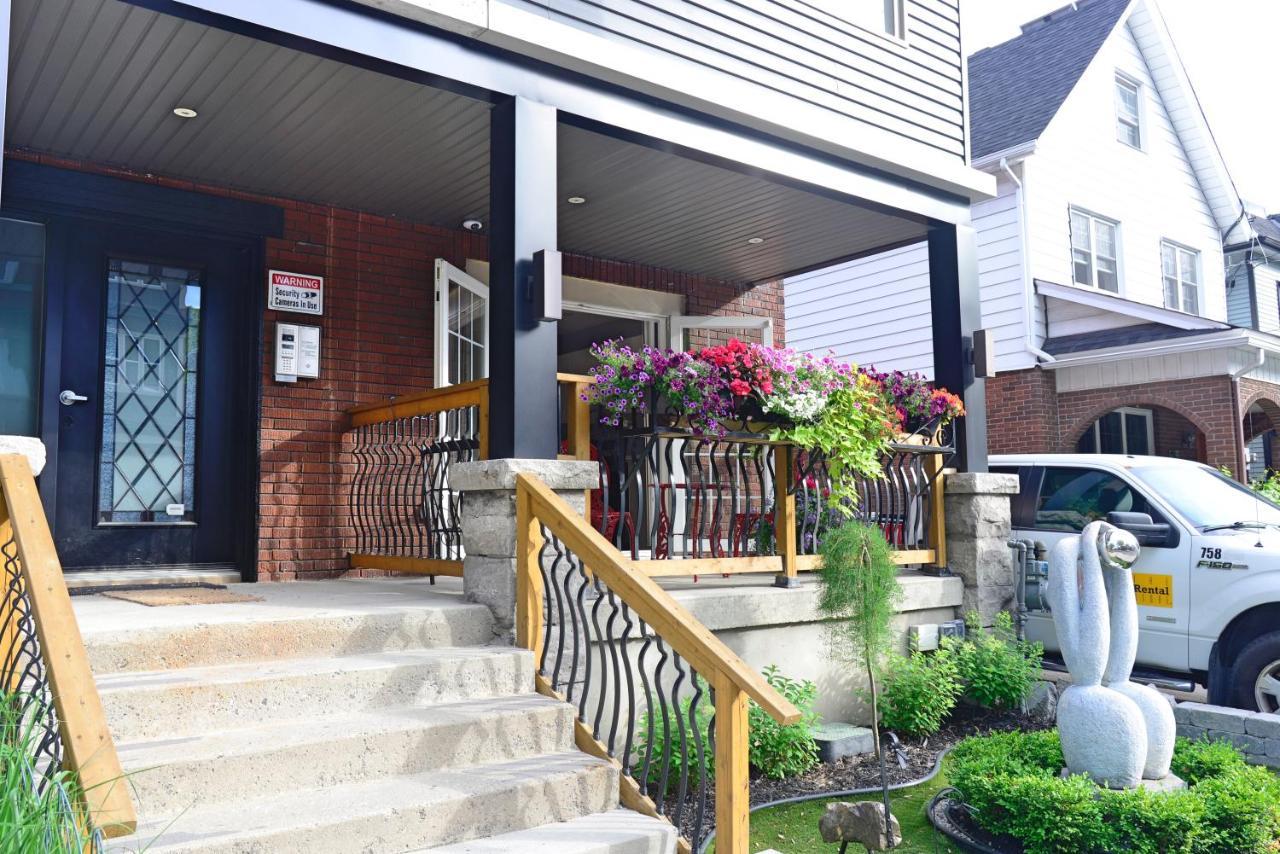 Ottawa Downtown Executive Apartment Retreat With Private Balcony Near Bank Street - Sleep Max 2 外观 照片