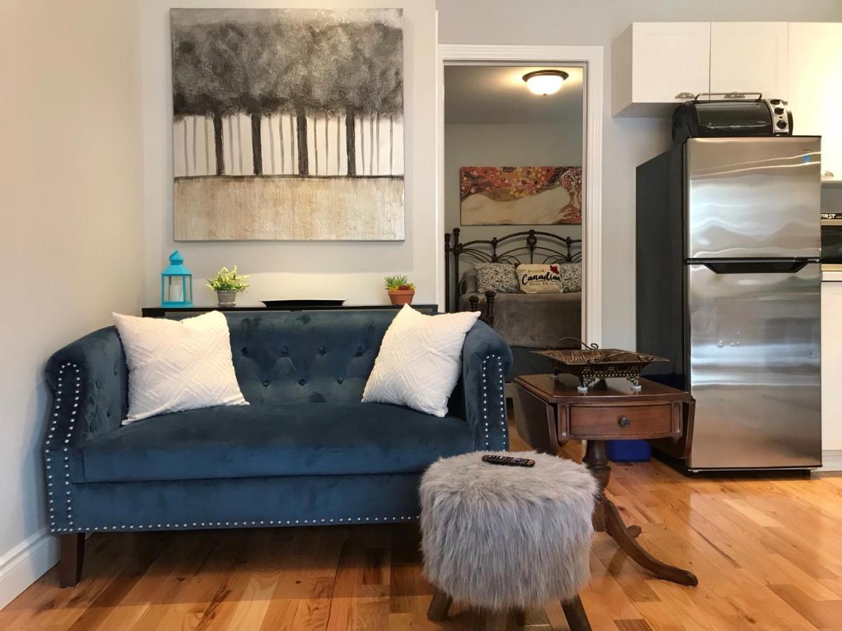Ottawa Downtown Executive Apartment Retreat With Private Balcony Near Bank Street - Sleep Max 2 外观 照片