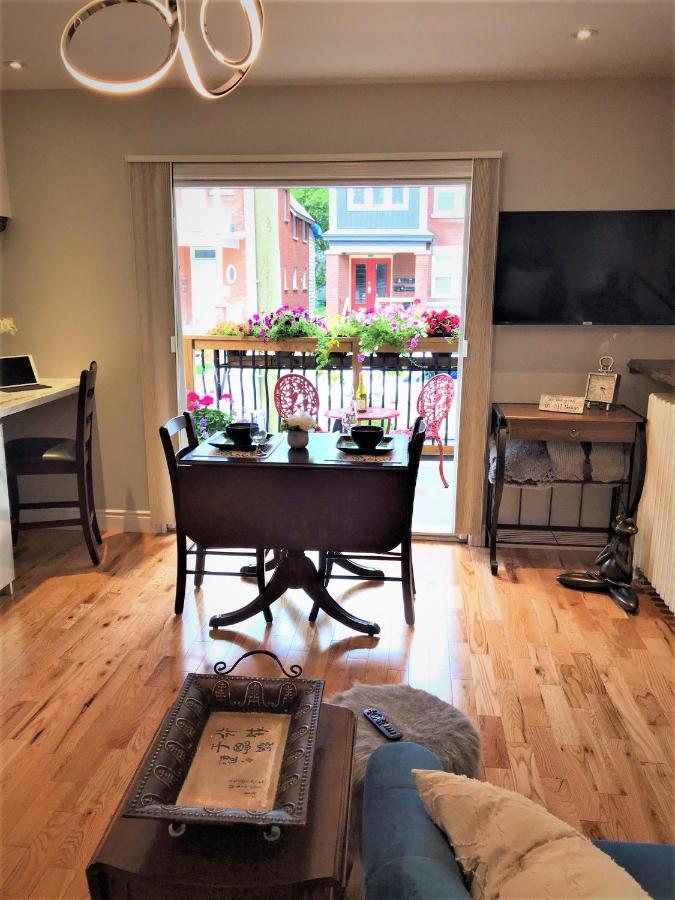 Ottawa Downtown Executive Apartment Retreat With Private Balcony Near Bank Street - Sleep Max 2 外观 照片